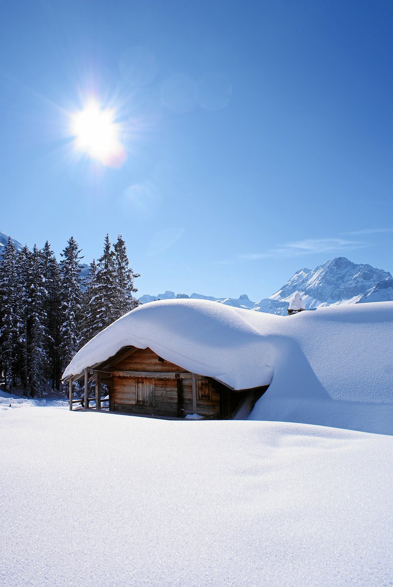 Blick aus dem Tiefschnee Richtung Tschingellochtighorn oder wie die Adelbodern sagen «Tschinggi». Bild: TALK